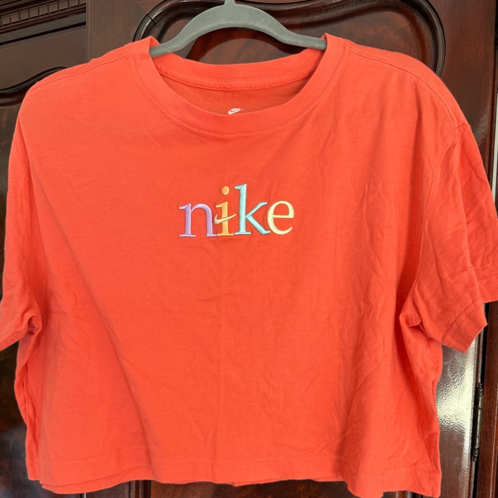 Nike Embroidered Logo Retro Look Vibrant Orange Cropped T-Shirt - Size L